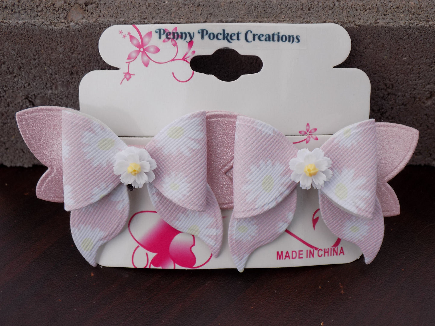 Daisy Print Small Single Bow Hang Tail Glitter Back Hair Bows Resin Center Silver Barrette