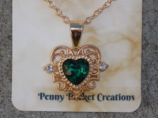 Golden Necklace 10mm Heart Faux Crystal in 22x25mm Baroque 2 Rhinestone Frame