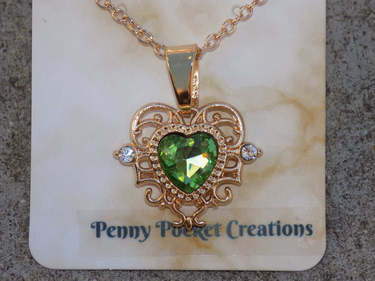 Golden Necklace 10mm Heart Faux Crystal in 22x25mm Baroque 2 Rhinestone Frame