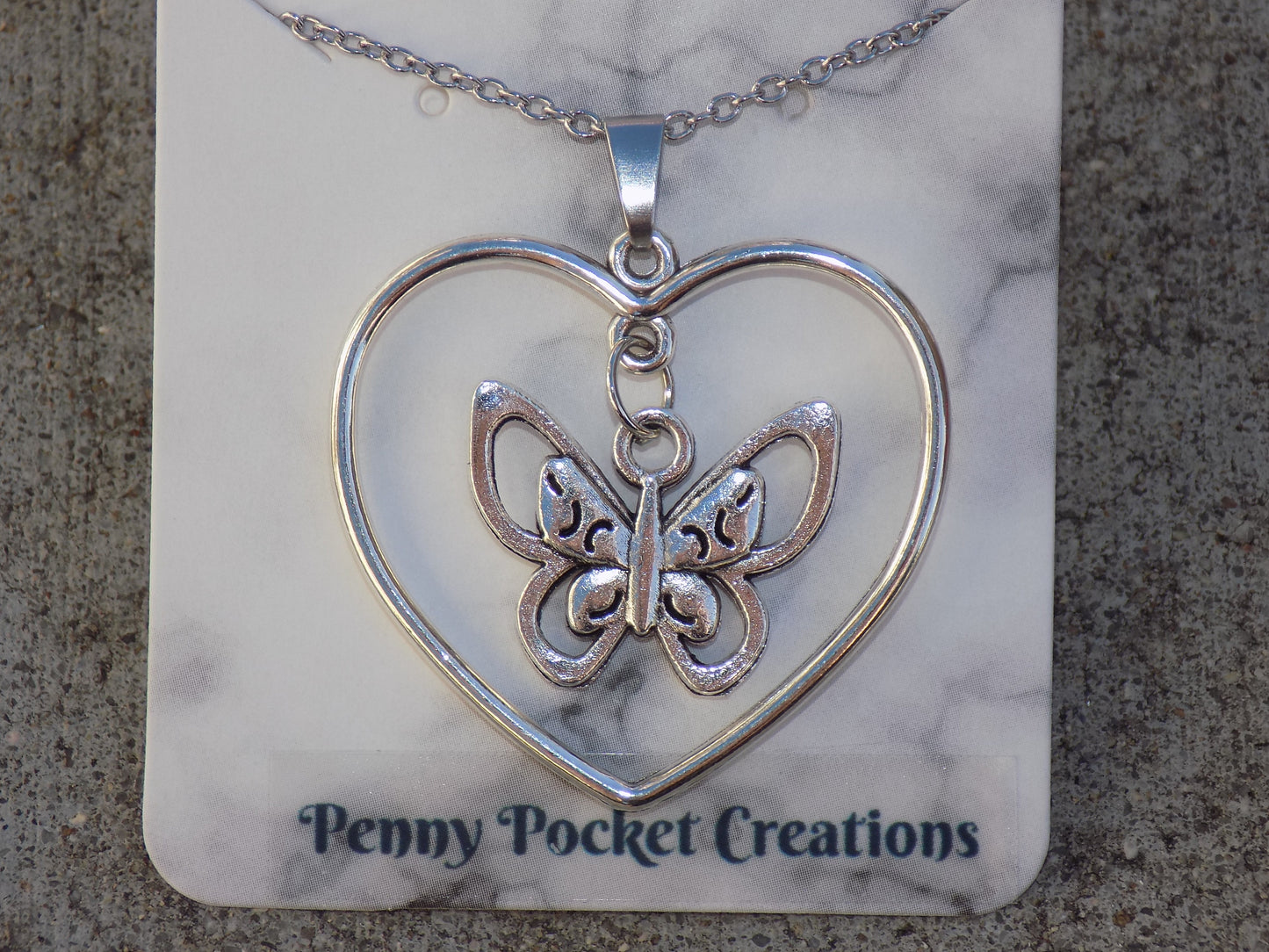 Silvery 32x34mm Simple Heart Frame with 18x20mm Silver Butterfly