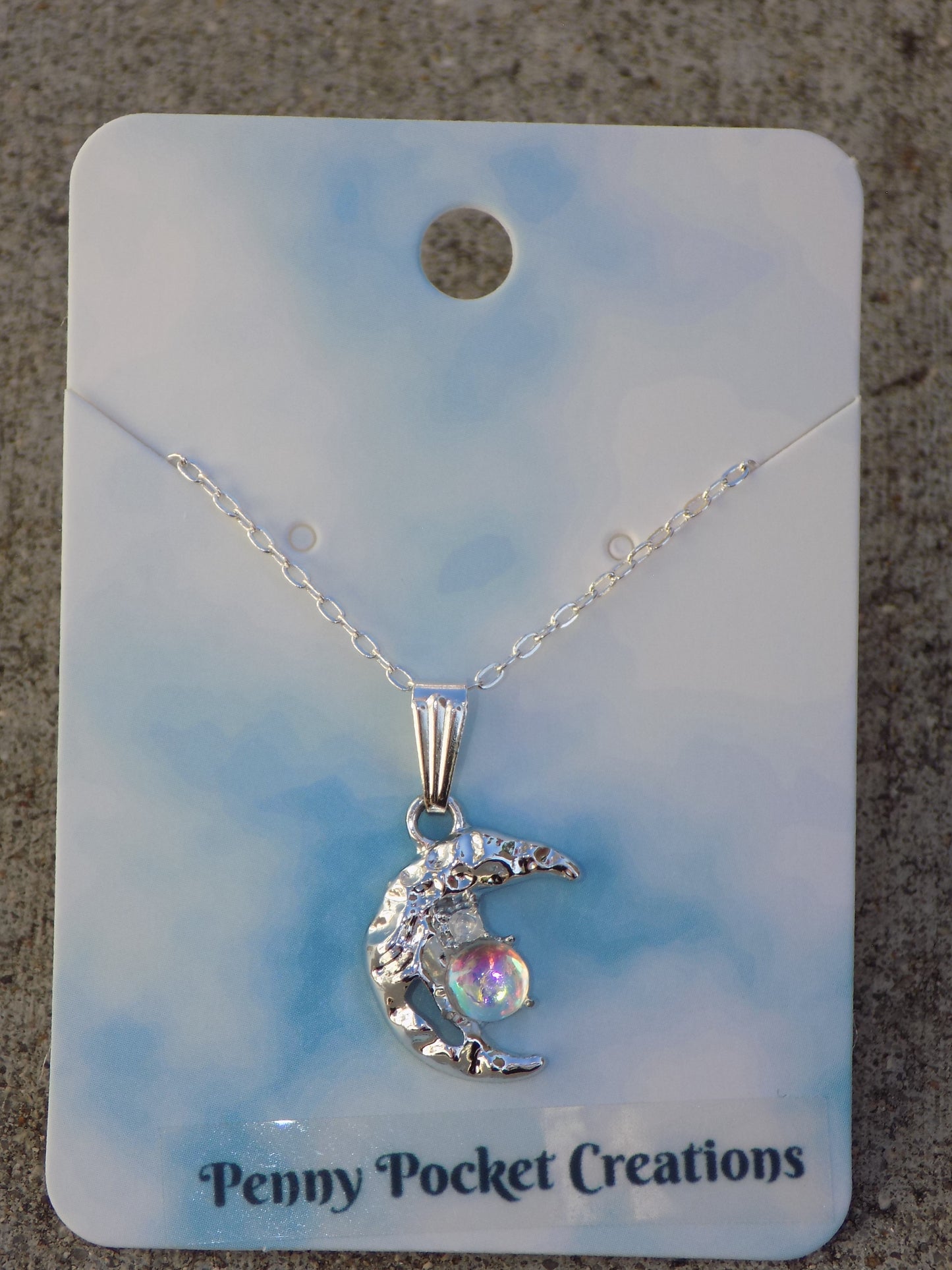 Silvery Necklace Sparkly Moon Pendant with Colorful Resin Decor Center