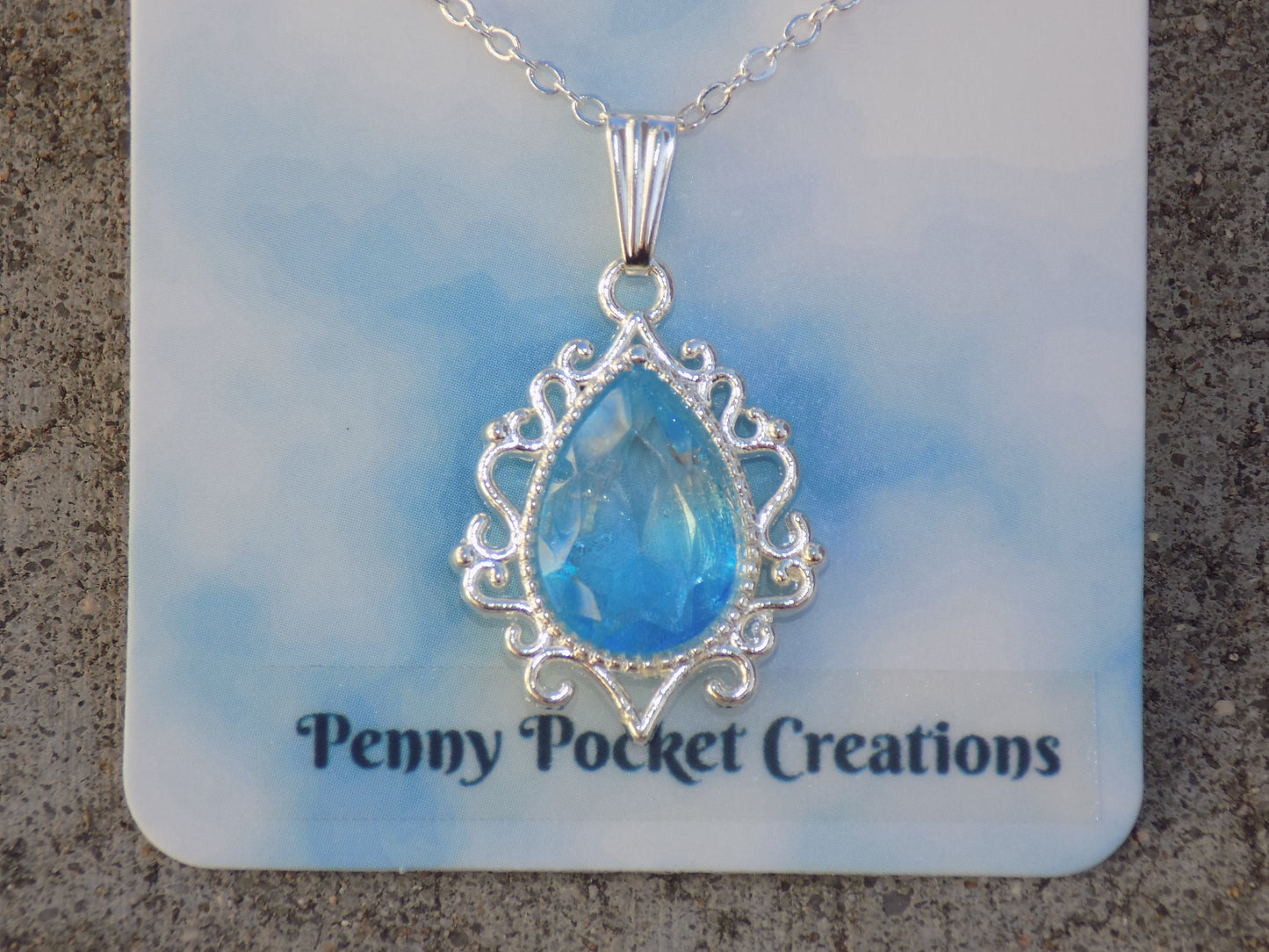 Silvery Plated Necklace Gradient Color Teardrop Faux Crystal in Filigree Frame