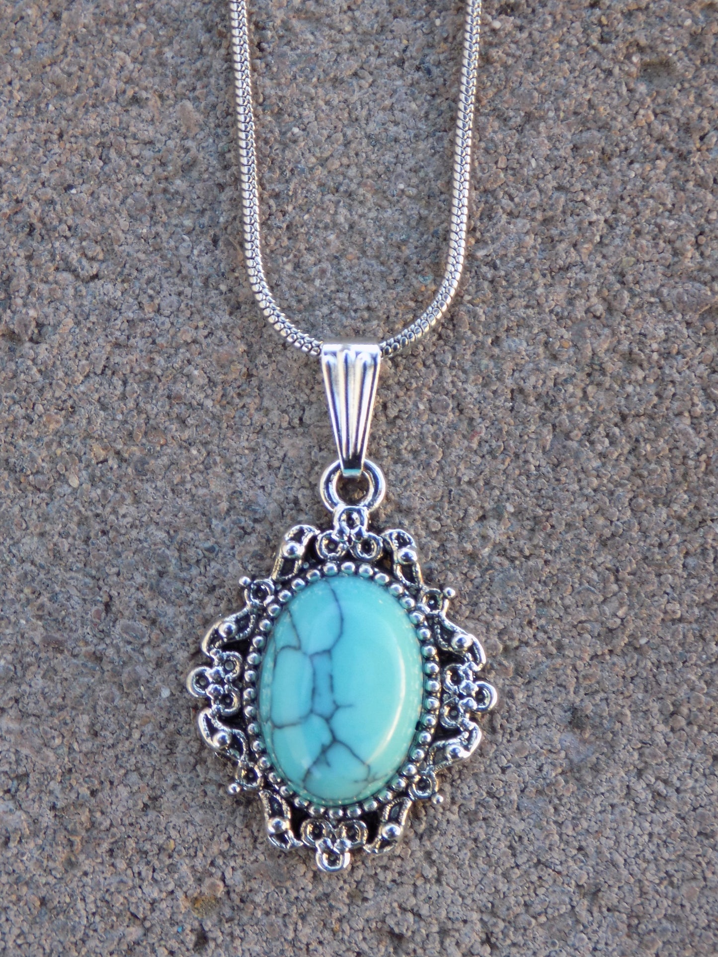 NaturaL Stone 10x14 Oval Silvery Pendant Snake Chain Necklace
