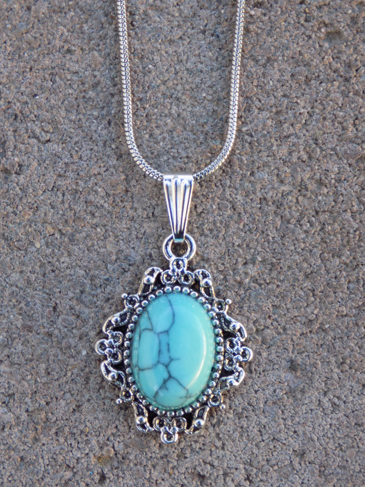 NaturaL Stone 10x14 Oval Silvery Pendant Snake Chain Necklace