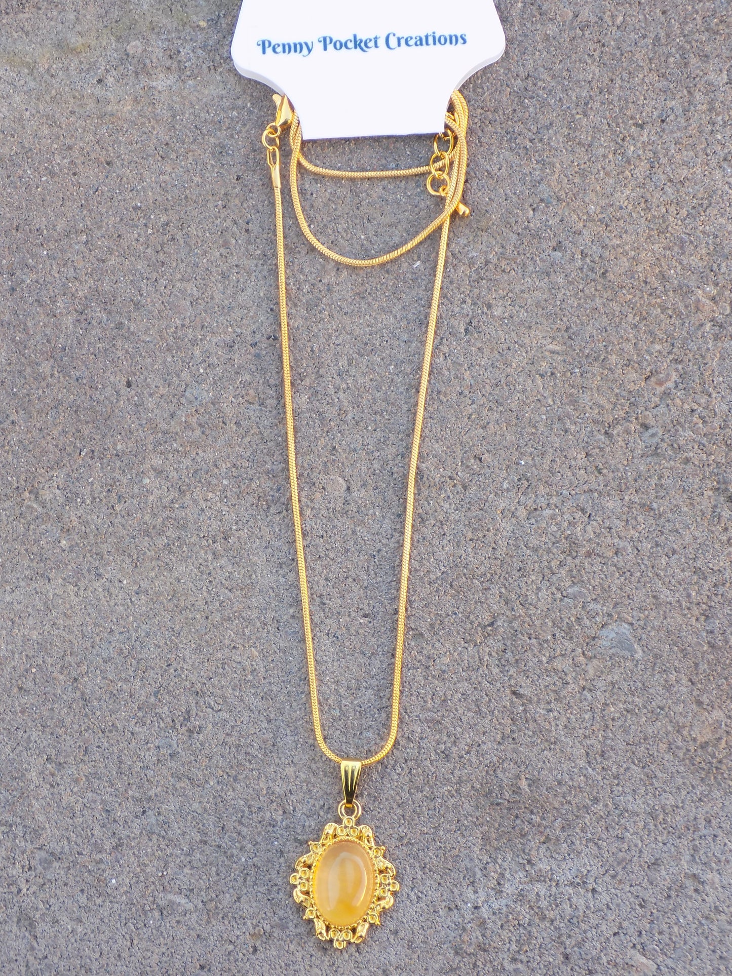NaturaL Stone 10x14 Oval Golden Pendant Snake Chain Necklace
