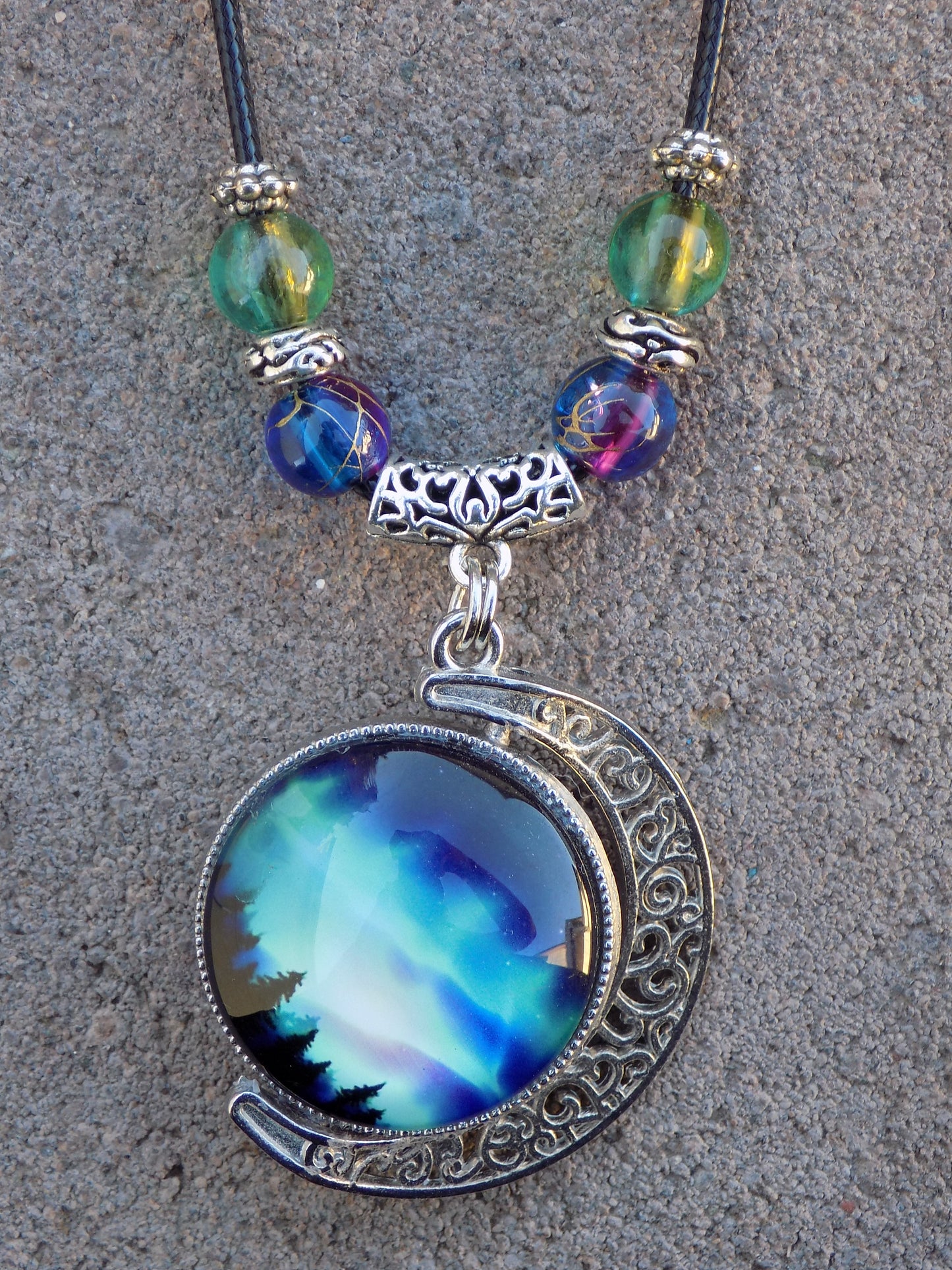 Antique Silver Rotating 2-sided 25mm Northern Light Glass Dome Necklace
