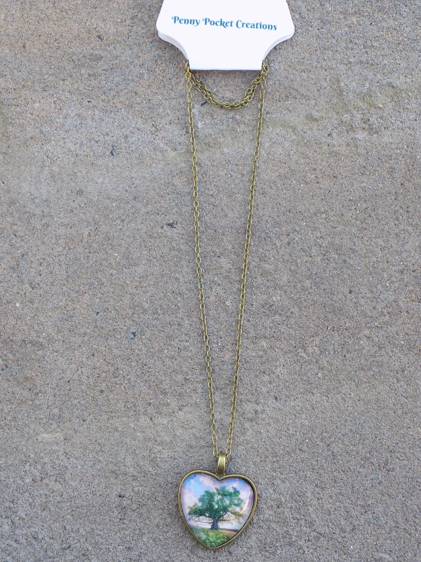 Heart Shaped Glass Dome Pendant 25mm Image Antique Bronze Chain/Pendant
