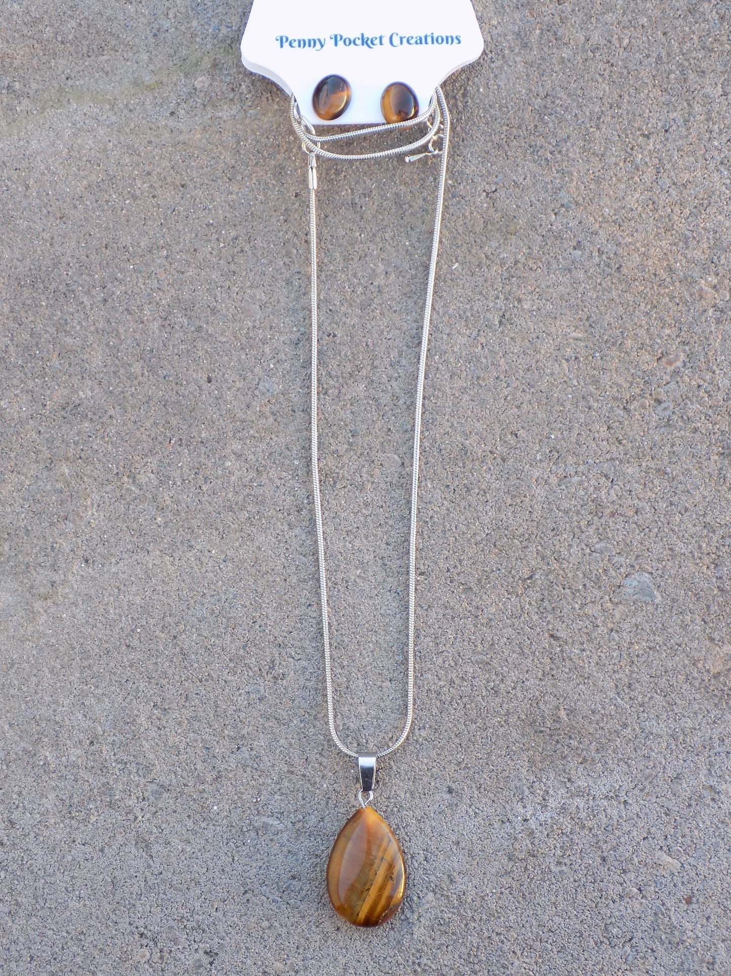 Natural Stone 18x25mm Teardrop Pendant Silvery Snake Chain 8x10mm Earrings